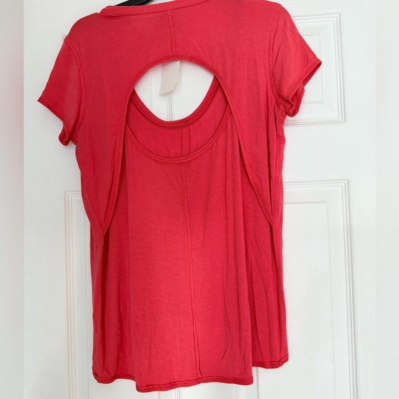 H by bordeaux Women's Cayenne Scoop Neck Tee - Picture 2 of 3